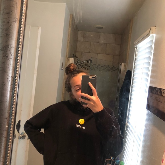 chill sweatshirt forever 21